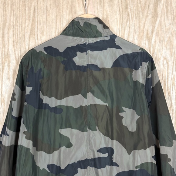 Wild Fable Oversized Camo Windbreaker Jacket - Picture 8 of 10
